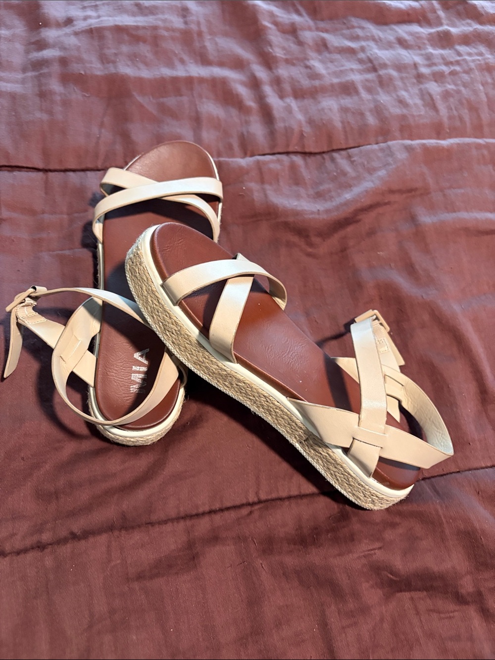 Sandals by MIA Brand. EUC! - Picture 15 of 16
